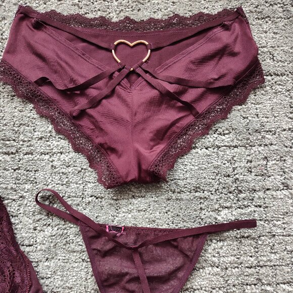 Lingerie set - Picture 5 of 6